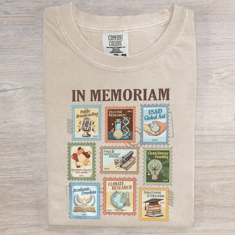 In Memoriam Portland Frog Art Print T-Shirt