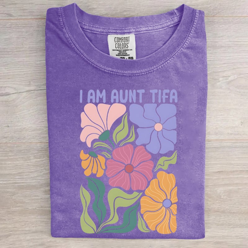 I Am Aunt Tifa Frog Art Print T-Shirt