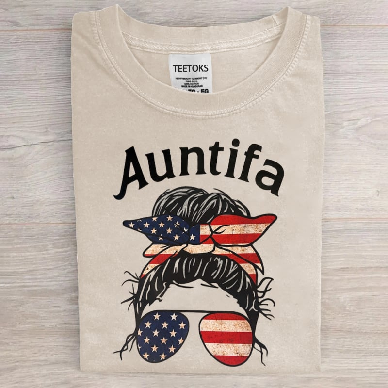 Aunt Tifa Portland Frog Art Print T-Shirt