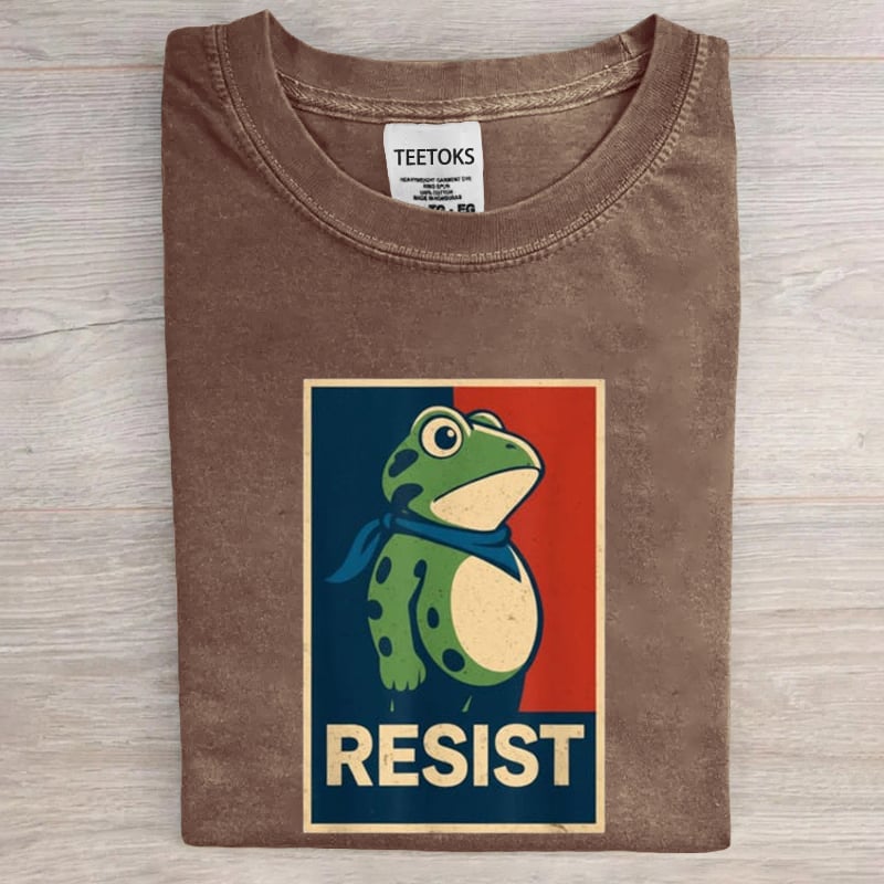 Portland Frog Vintage Washed T-shirt  Art Print T-Shirt