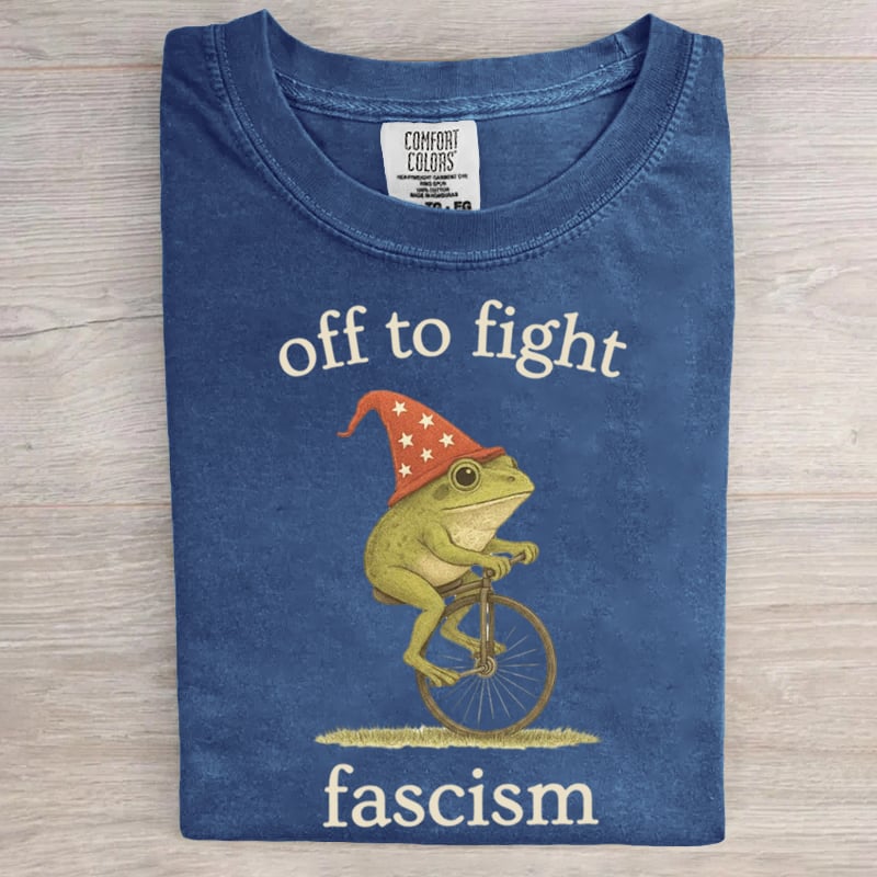Portland Frog Off To Fight Aunt Tifa Christmas Art Print T-Shirt