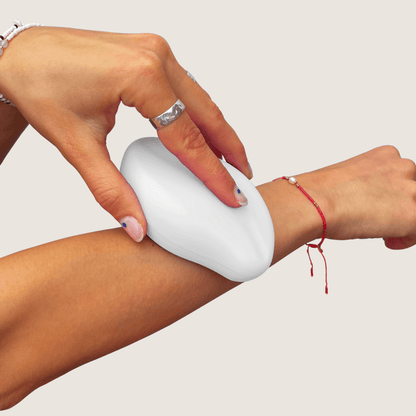 GET SMOOTH PAINLESS! - CRYSTAL HAIR ERASER