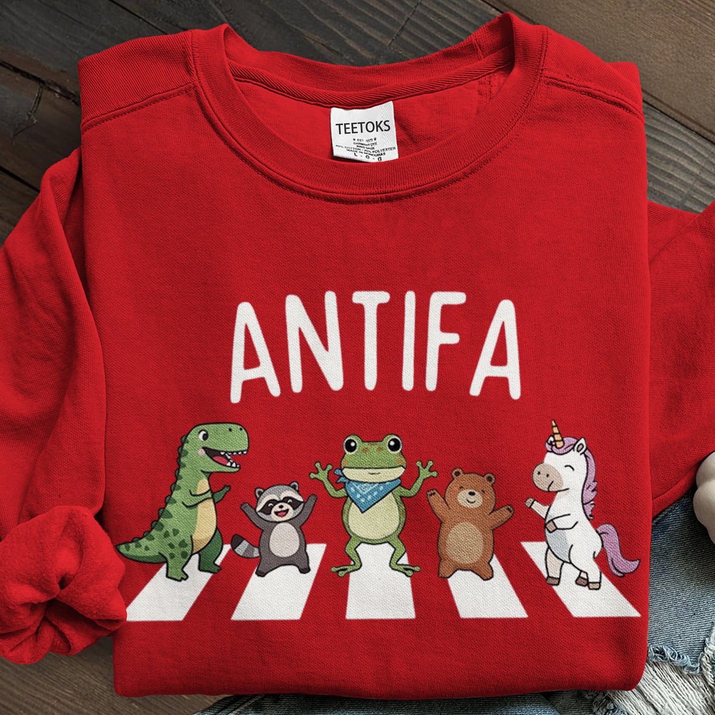 Aunt Tifa Frog Art Printed Sweatshirt