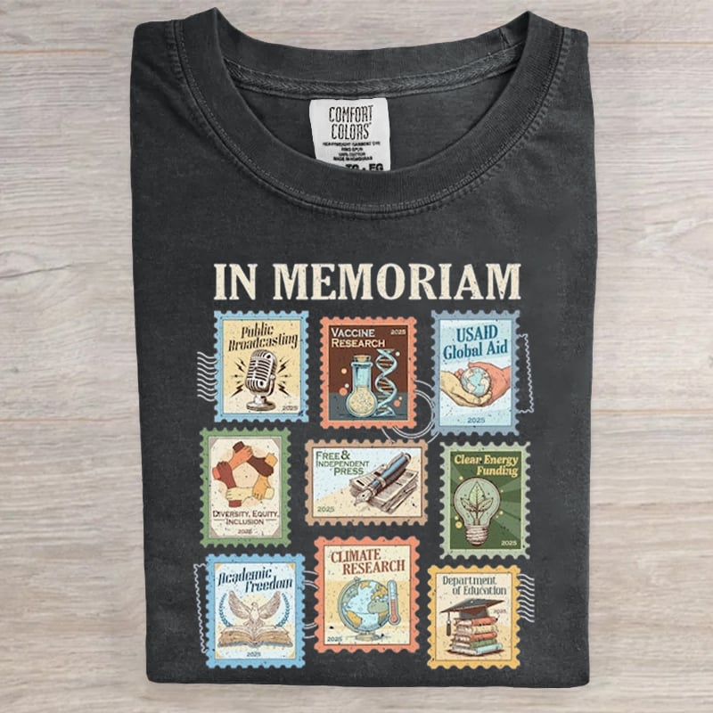 In Memoriam Portland Frog Art Print T-Shirt