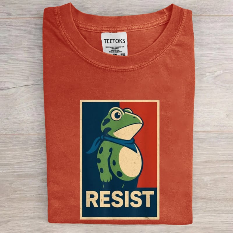Portland Frog Vintage Washed T-shirt  Art Print T-Shirt