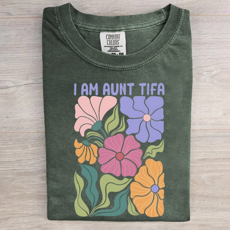 I Am Aunt Tifa Frog Art Print T-Shirt