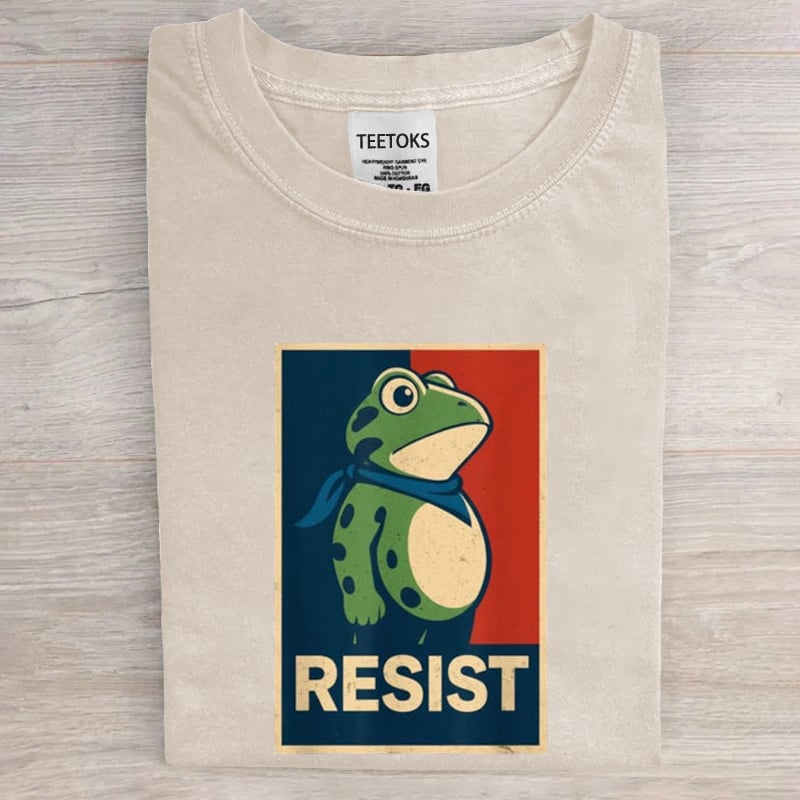 Portland Frog Vintage Washed T-shirt  Art Print T-Shirt